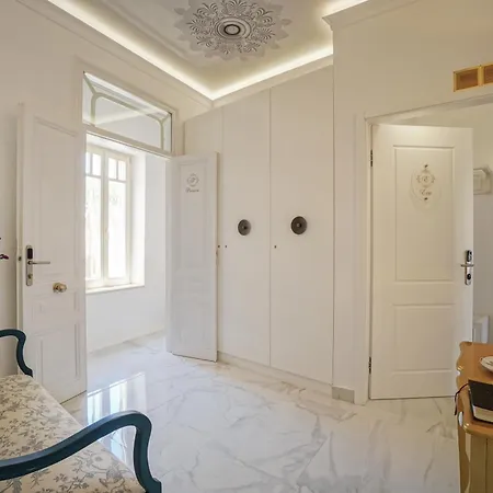 Gasthof Casa Kallergi 4*