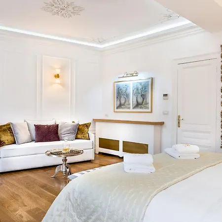 Casa Kallergi 4*