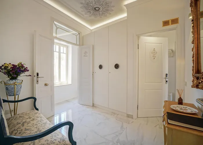 Πανσιόν Casa Kallergi 4*